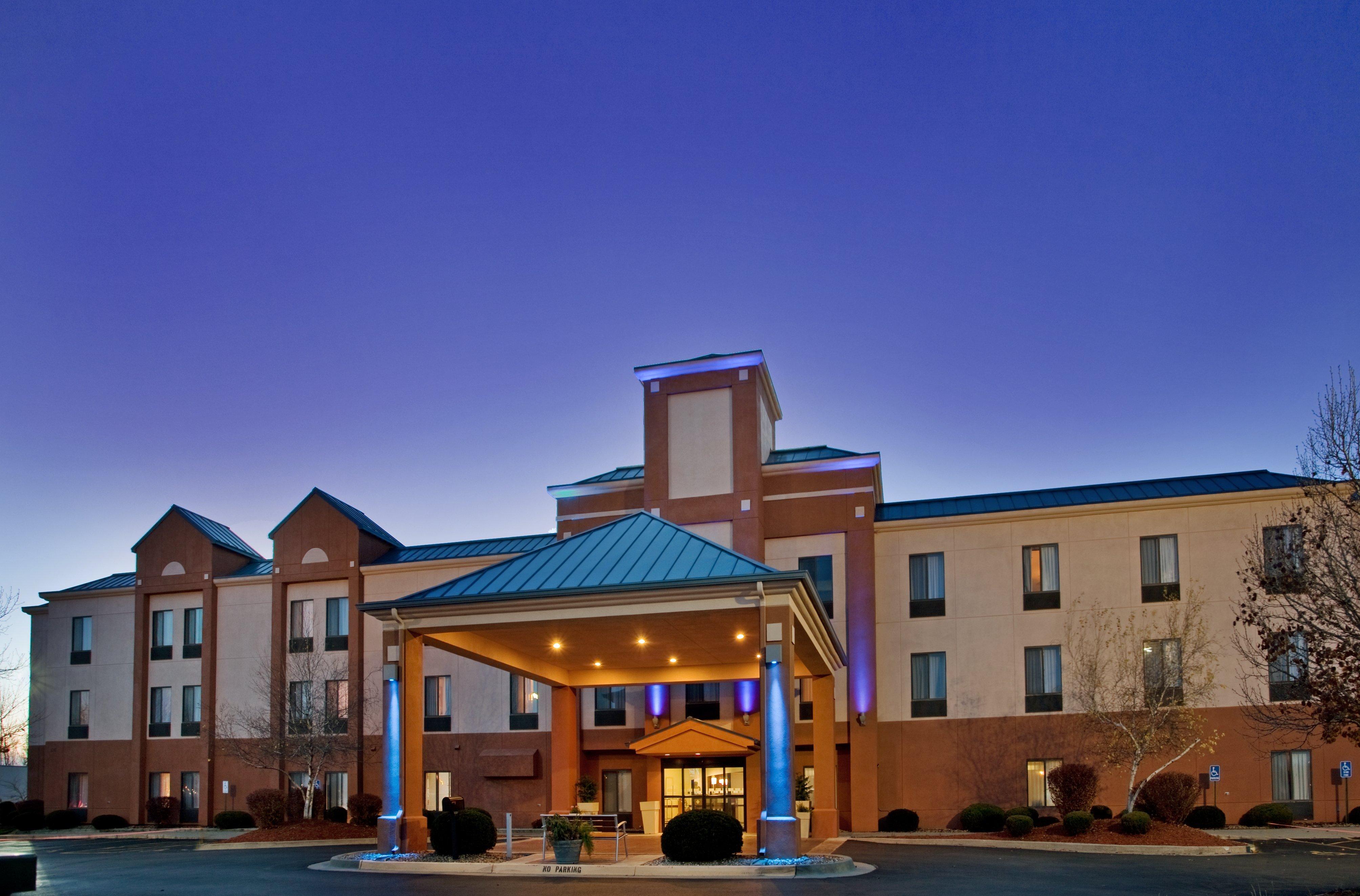 Spark By Hilton Lansing Exterior foto