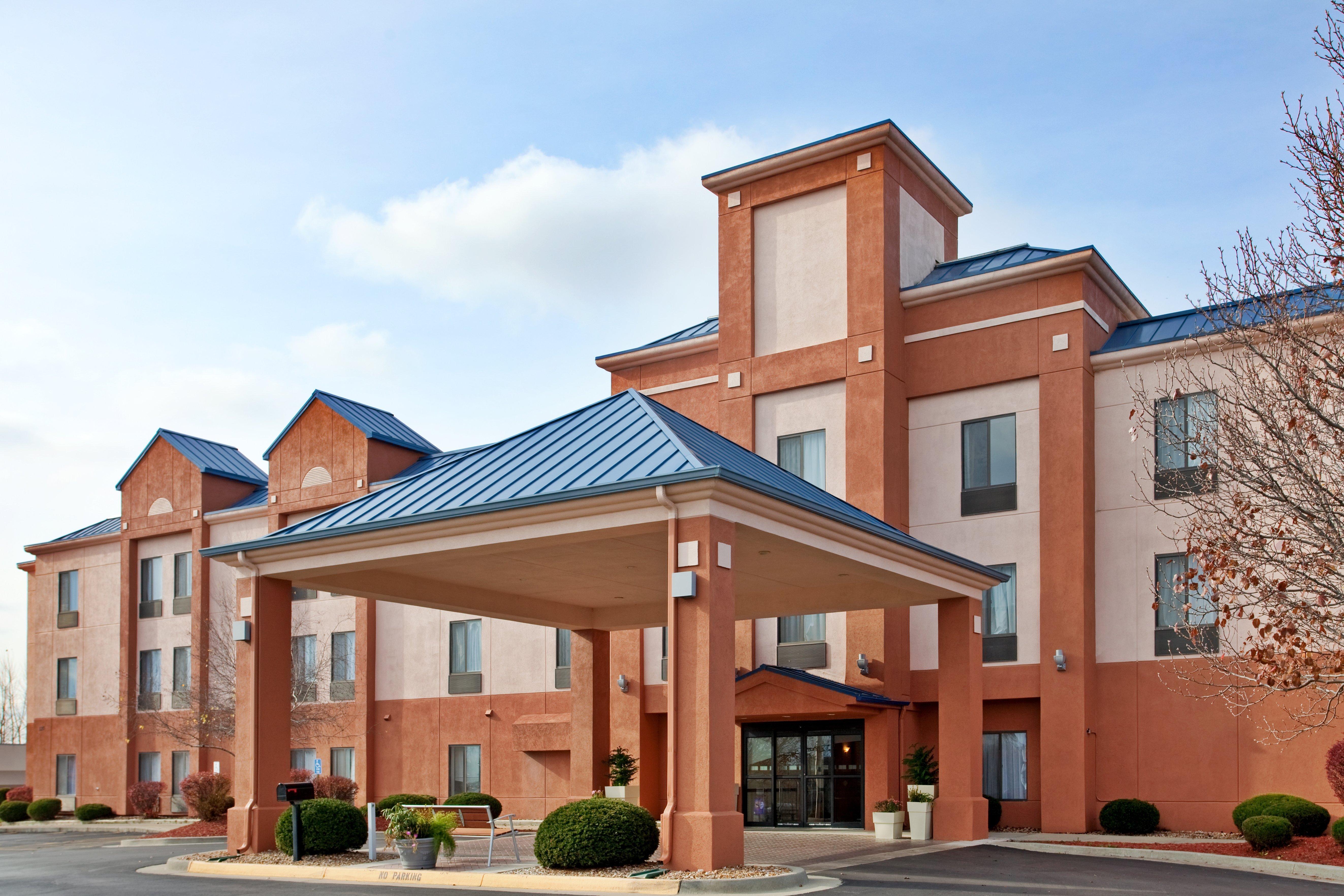 Spark By Hilton Lansing Exterior foto
